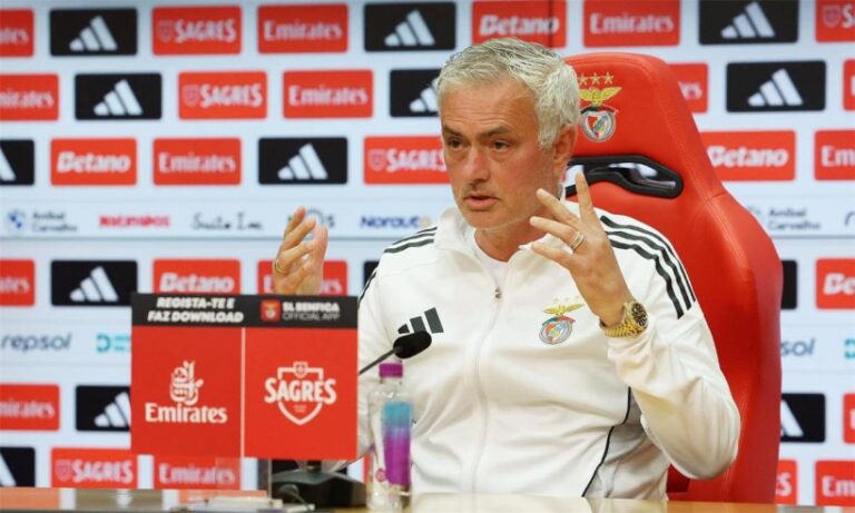 مورينيو ينفي التواصل مع ريال مدريد: كل ما قيل مجرد تكهنات